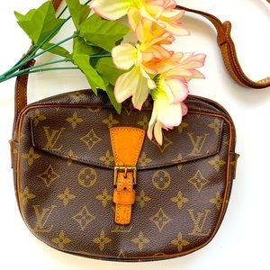 Louis Vuitton Monogram Canvas Jeune Fill GM
